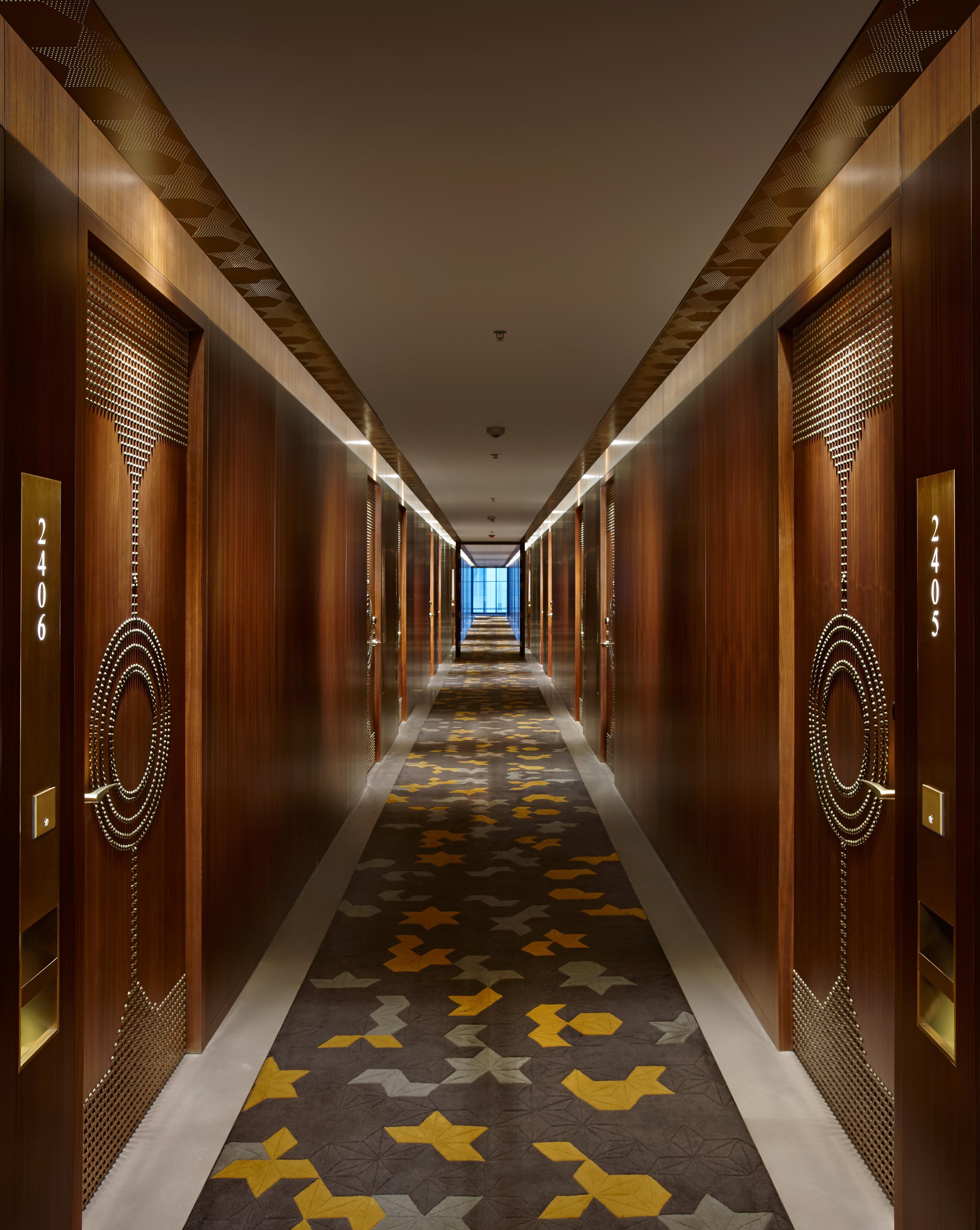 Crowne Plaza Chennai Adyar Park, An Ihg Hotel Esterno foto A corridor