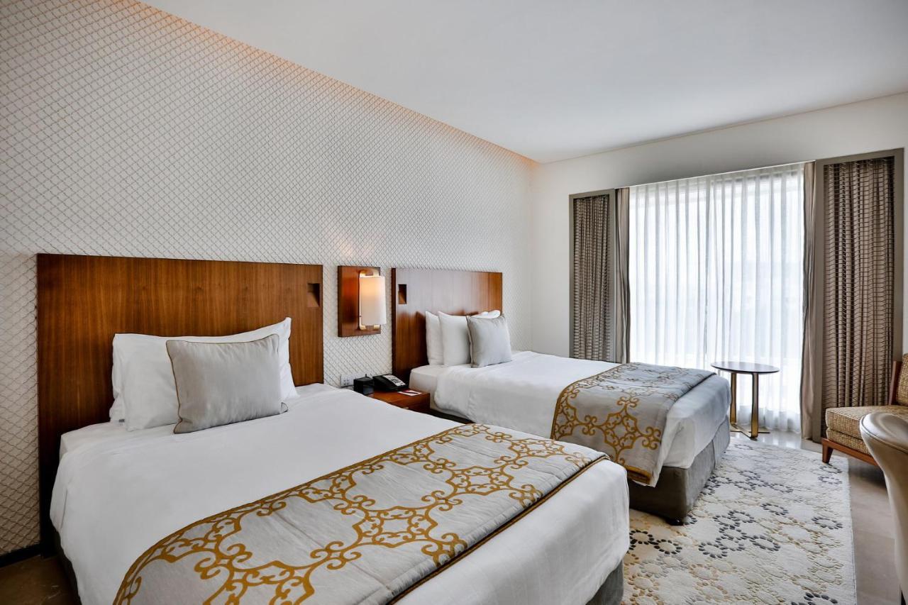 Crowne Plaza Chennai Adyar Park, An Ihg Hotel Esterno foto Deluxe Room